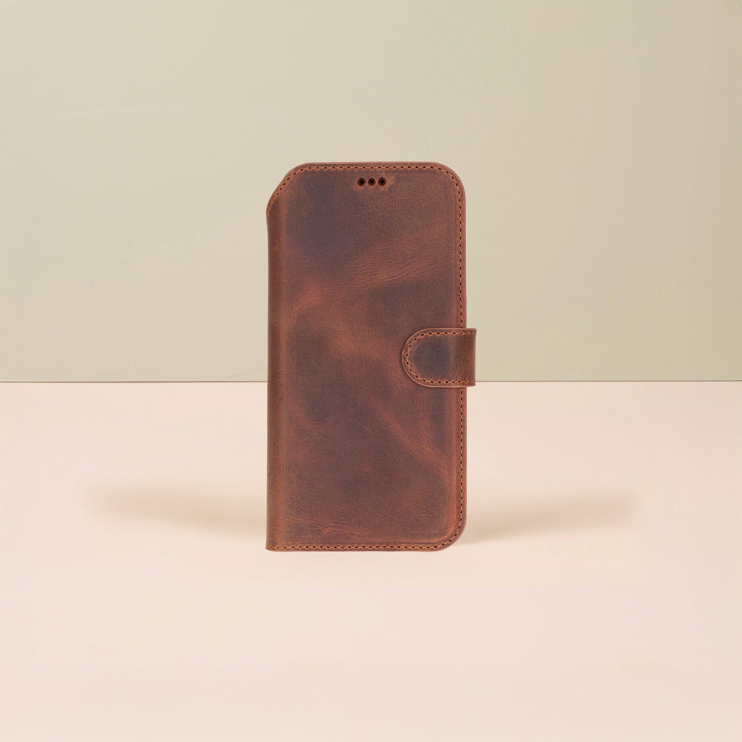 Leather iPhone 17 Pro Wallet Case – Brown - Austin