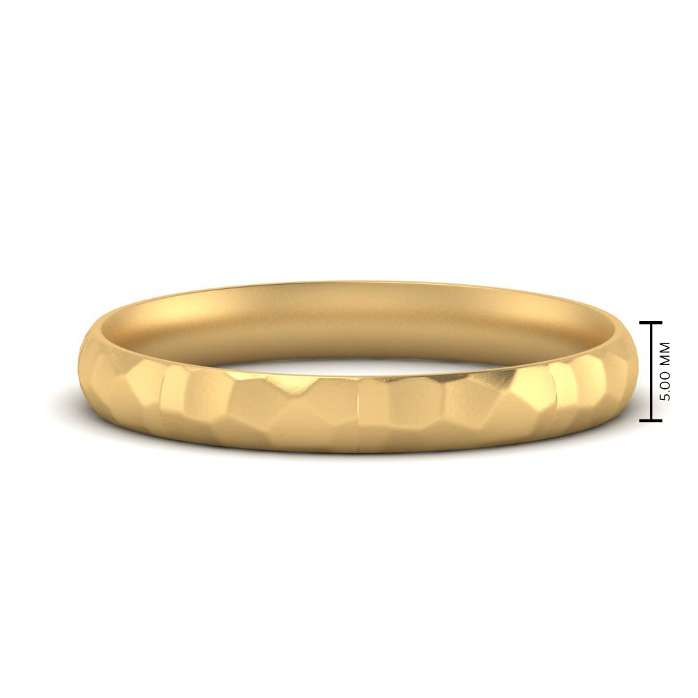 5 mm Mens Hammered Comfort Fit Wedding Band