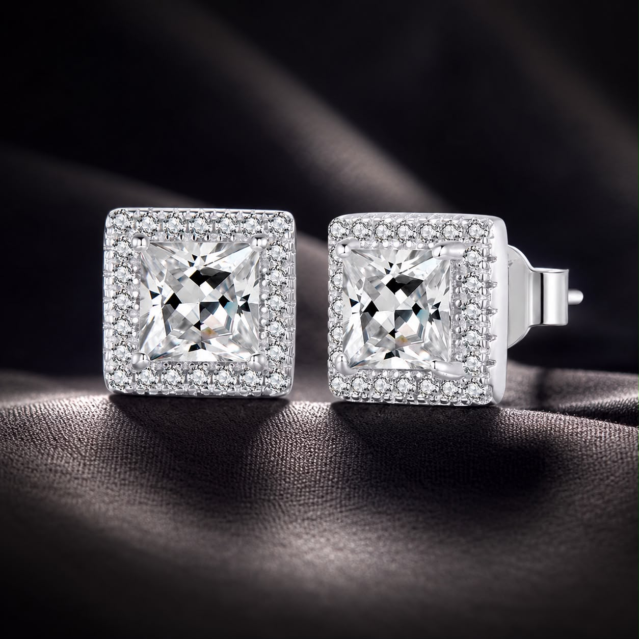 925 Sterling Silver Earrings with Pavé Setting CZ and Platinum Plating.