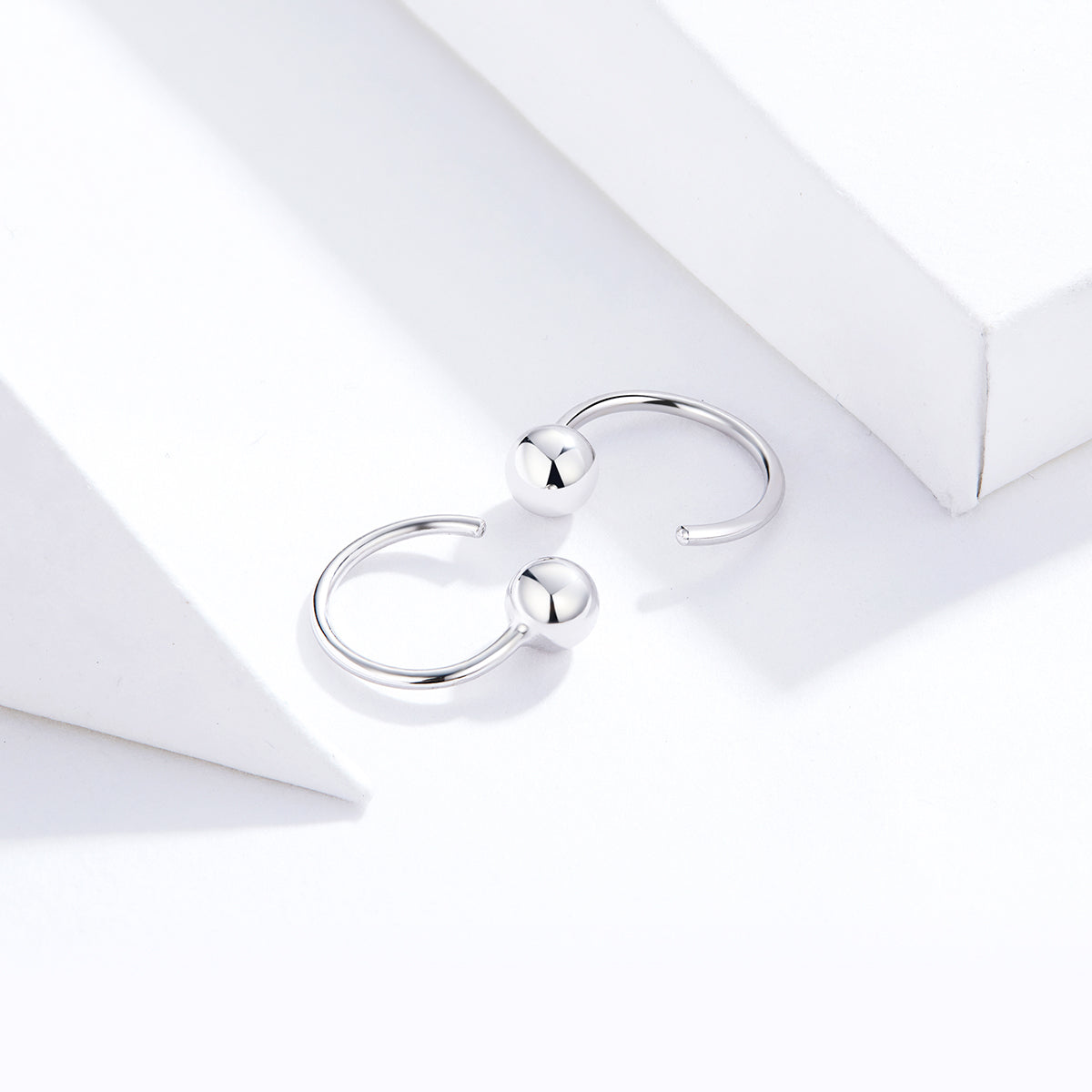 925 Sterling Silver Earrings with Plated Platinum, 1cm Diameter for Women