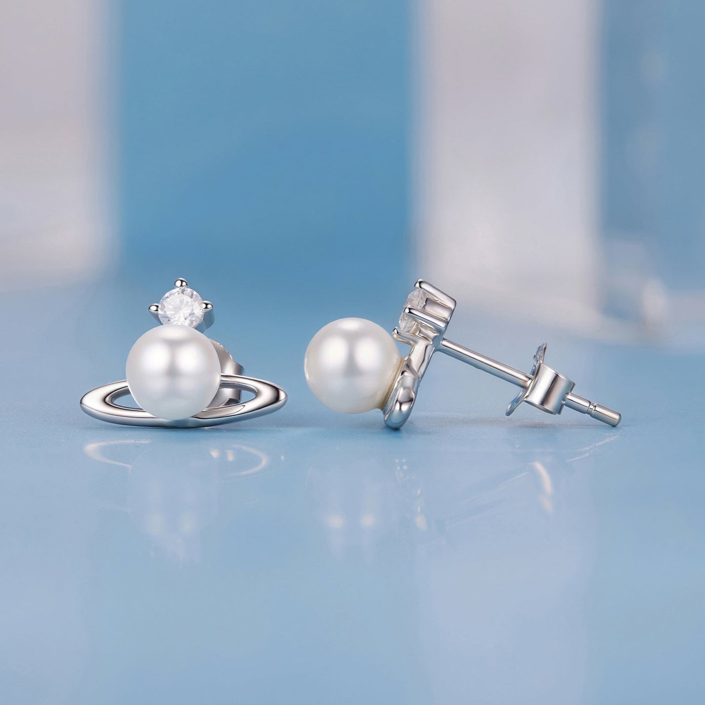 925 Sterling Silver Earrings with White Gold Plating and Shell Pearl