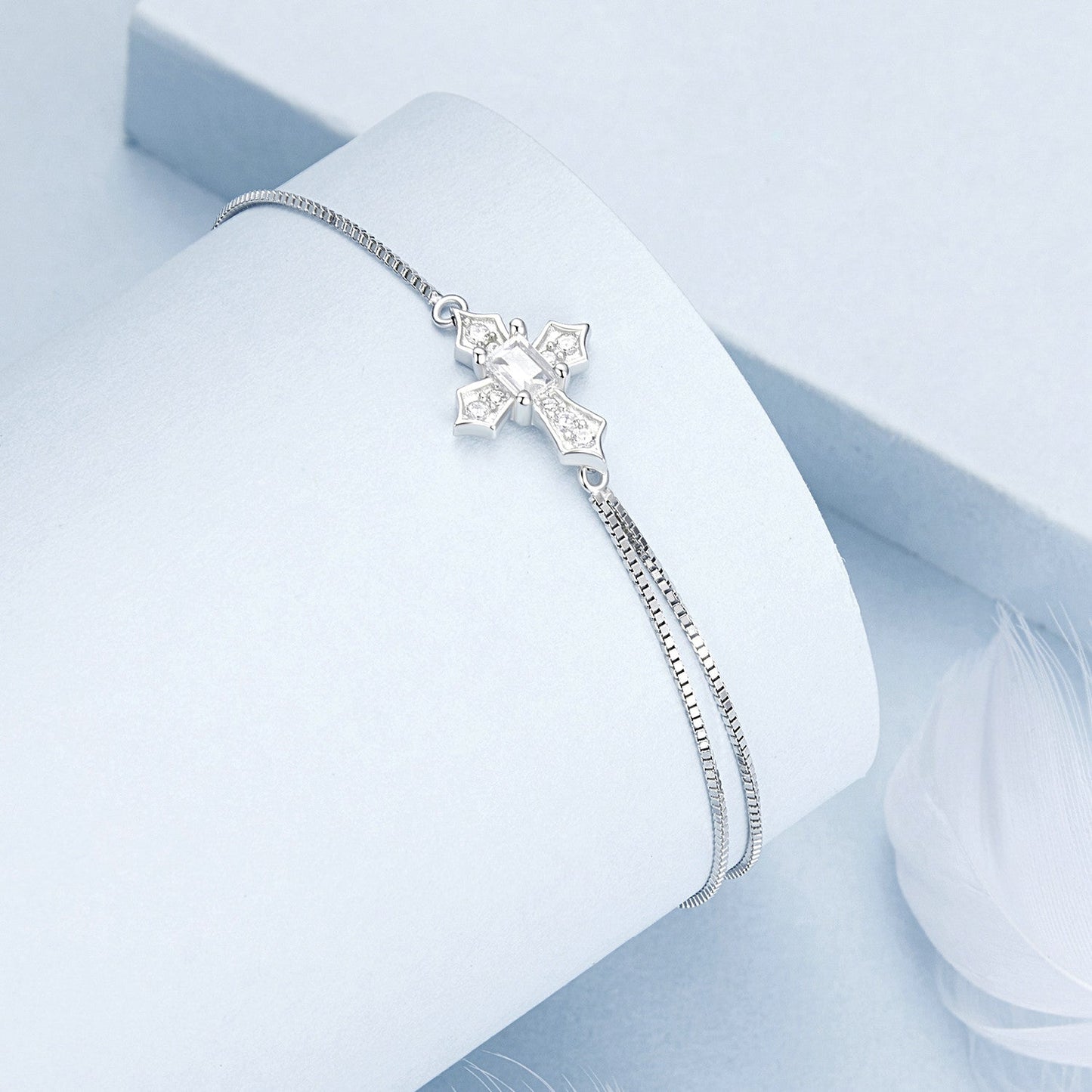 925 Sterling Silver White Gold Plated Bracelet with CZ Pendant 200mm for Women