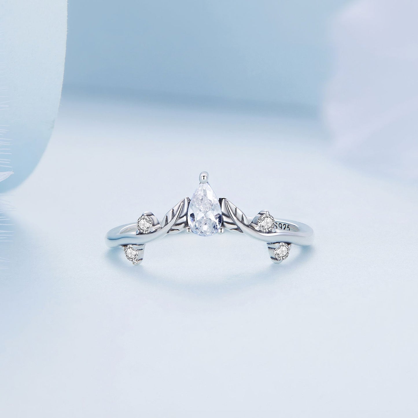 925 Sterling Silver Oxidized Pavé Setting CZ Ring Size 6 for Women