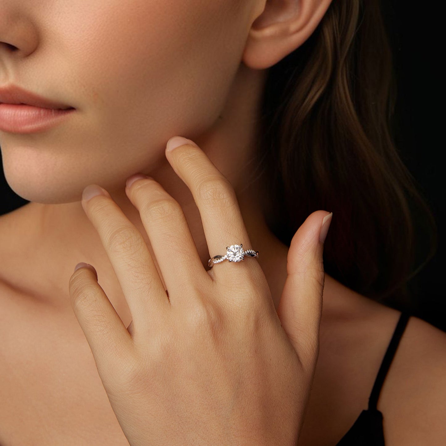 925 Sterling Silver Moissanite 0.65 Carat Ring Size 6 for Women