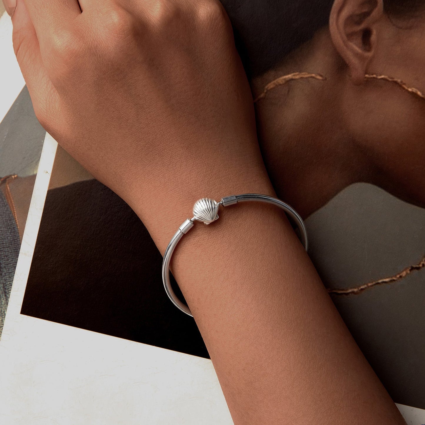 925 Sterling Silver White Gold Plated Bracelet 17.0 cm Inner Diameter 55mm for Women