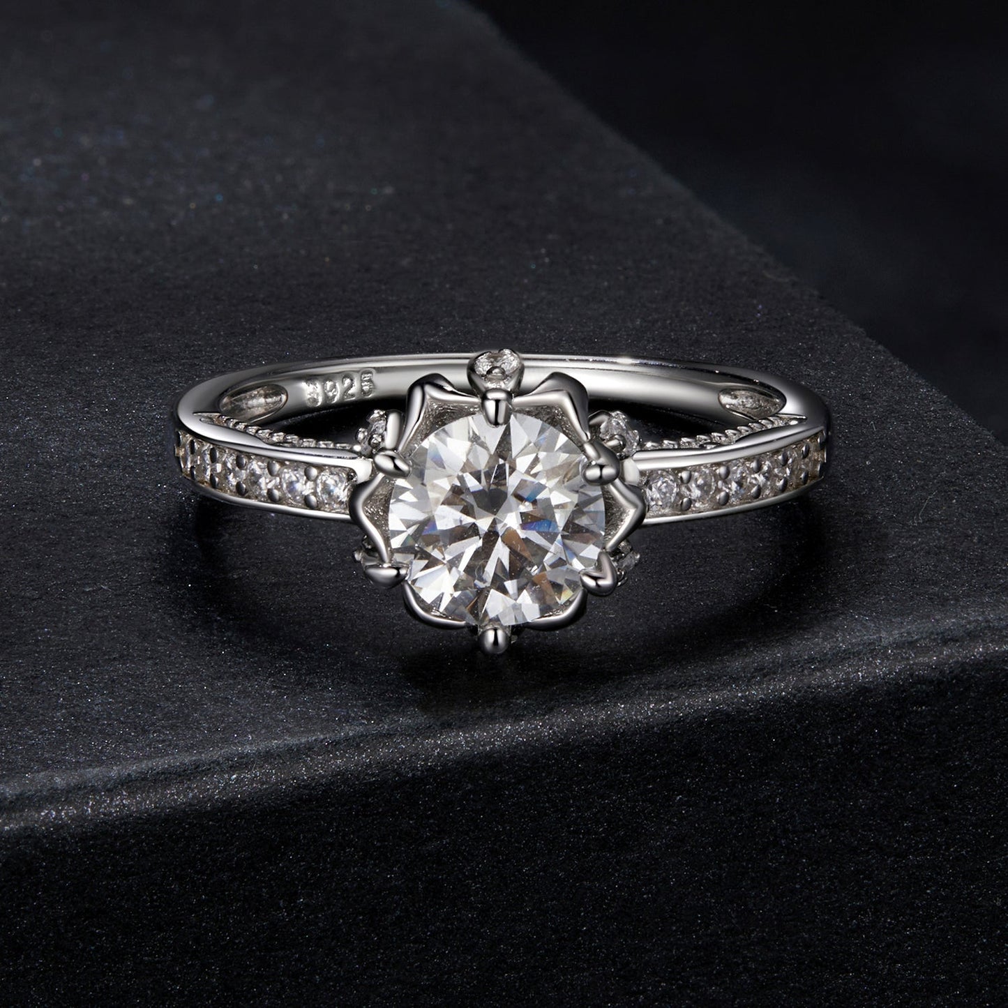 925 Sterling Silver Moissanite Ring 1ct Size 6
