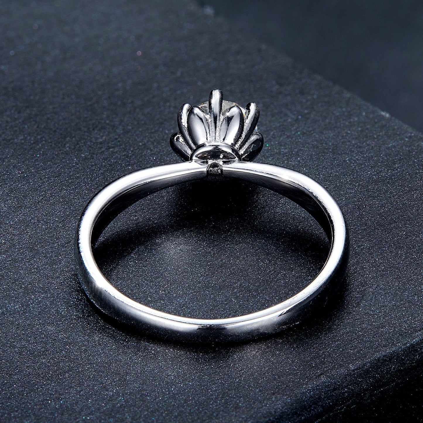 925 Sterling Silver Plated Moissanite Ring Size 6
