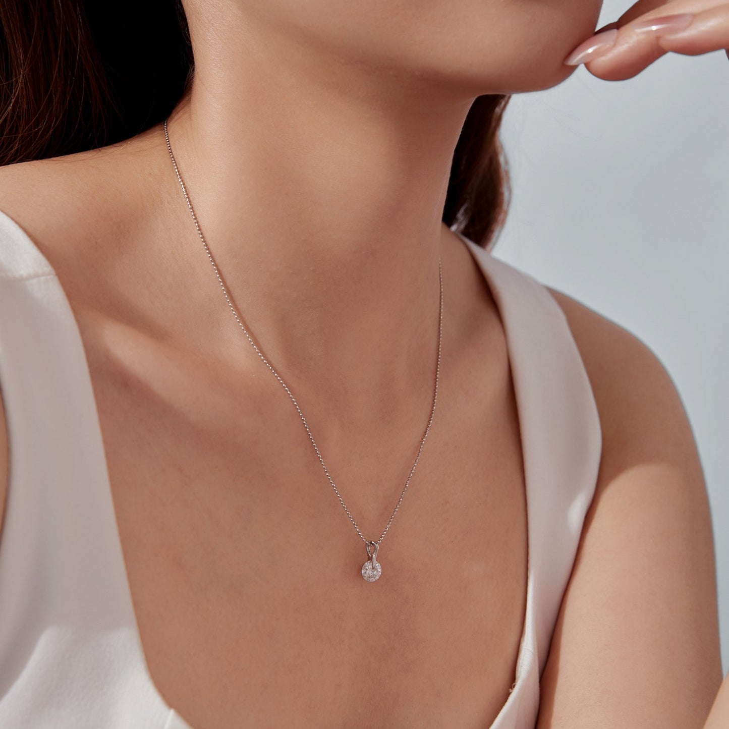 925 Sterling Silver Moissanite Necklace 40+5cm with White Gold Plating for Women