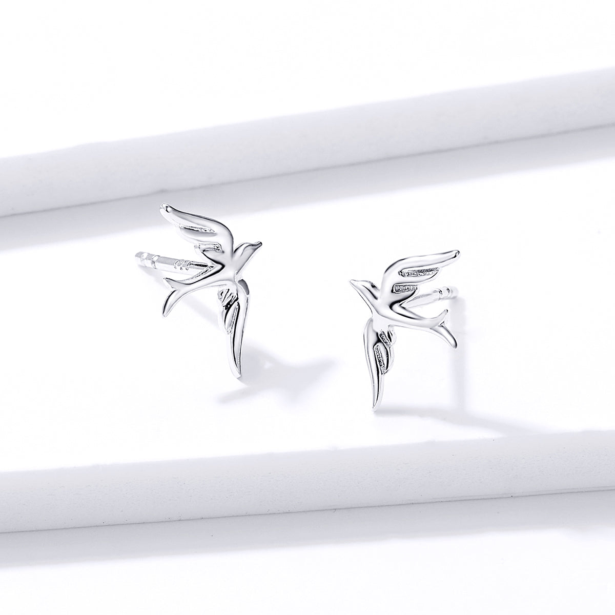 925 Sterling Silver Earrings 0.7*1.2cm for Women