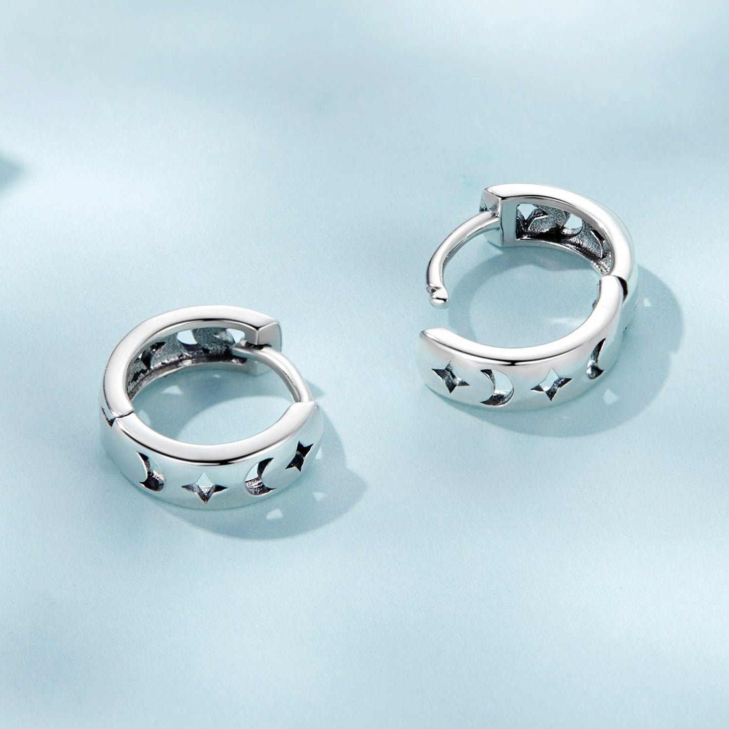 925 Sterling Silver Oxidized Earrings for Women 1.2*0.4cm