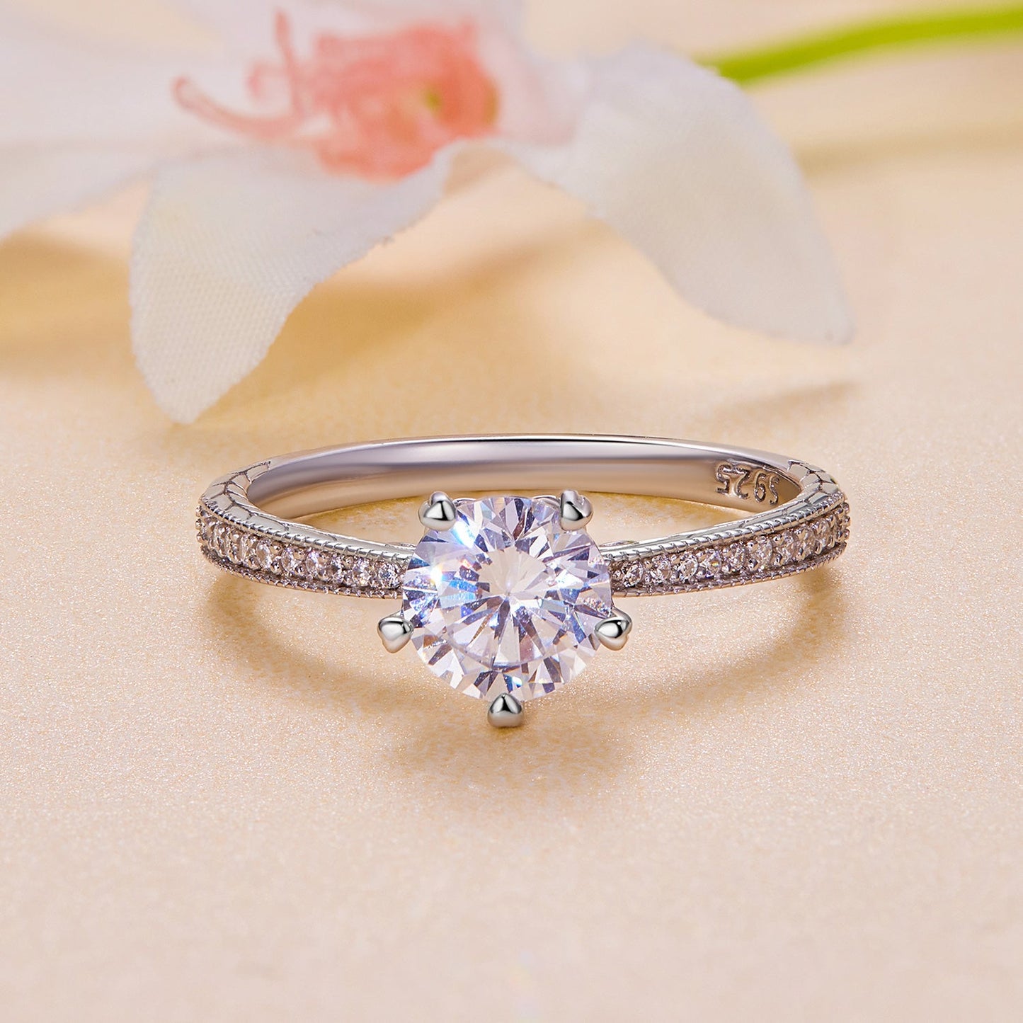 925 Sterling Silver Moissanite 0.8ct Ring Size 6 for Women