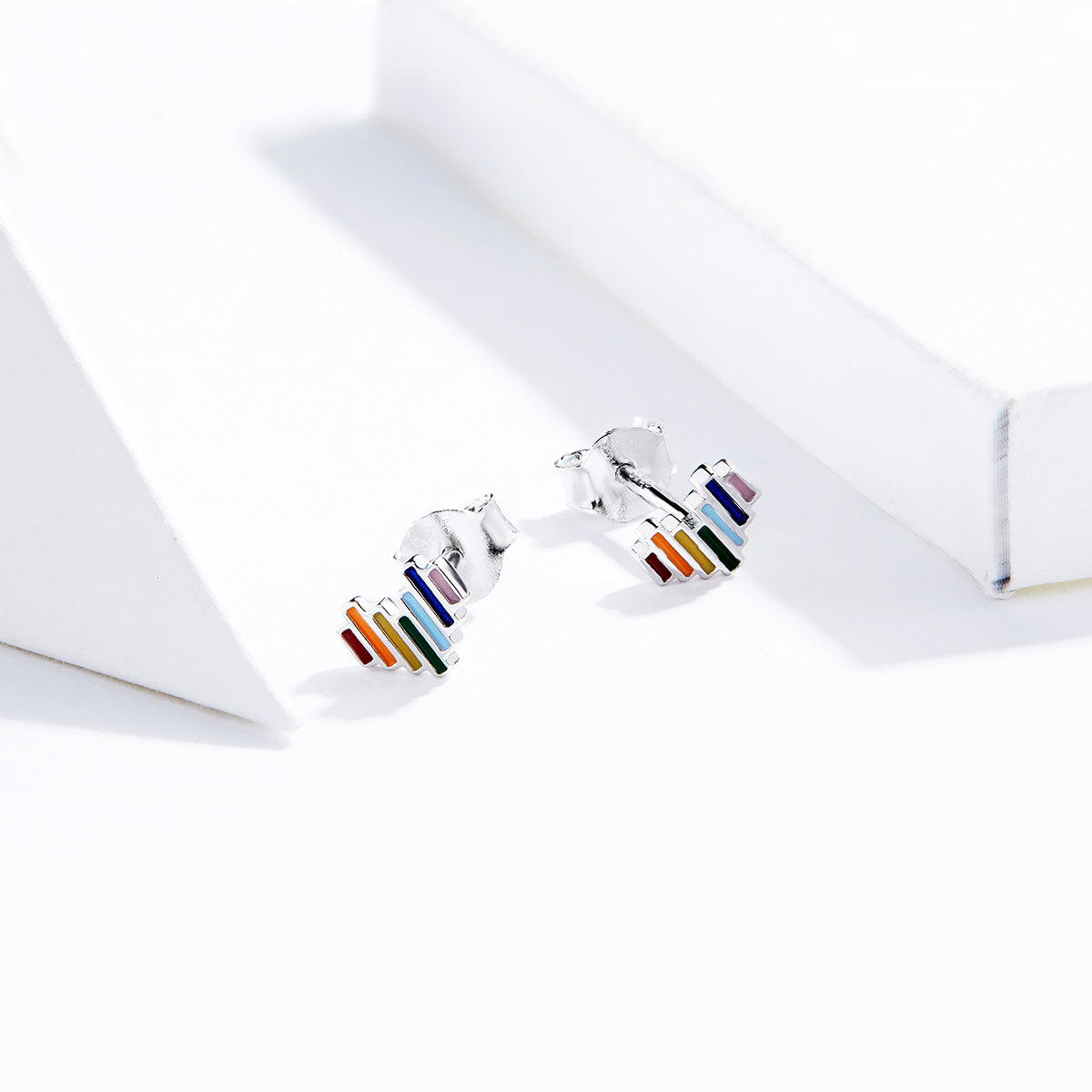 925 Sterling Silver Plated Platinum Earrings 0.5x0.6cm
