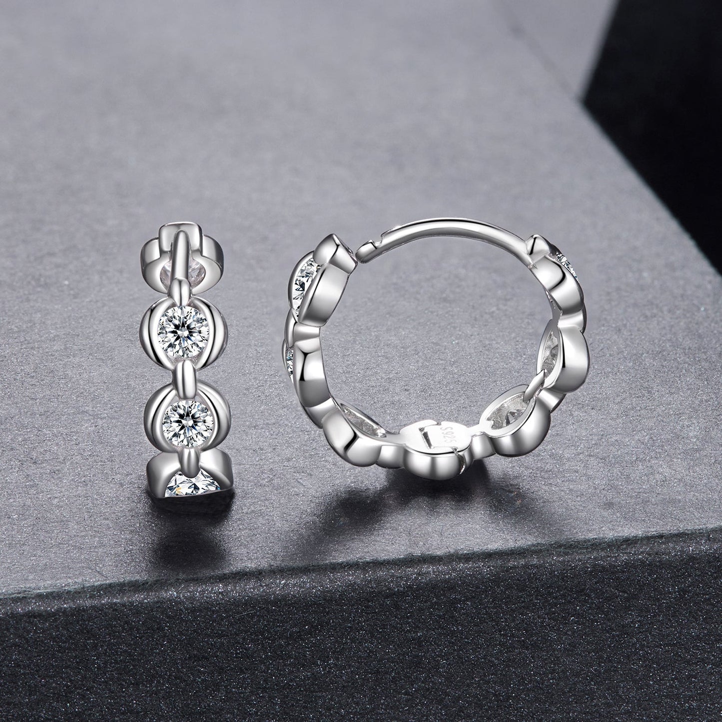 925 Sterling Silver 0.25 Carat Moissanite Hoop Earrings for Women