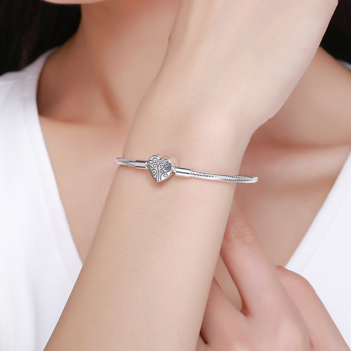 SCB 925 Sterling Silver Bracelet in Classic Style, Size 17.0 for Women