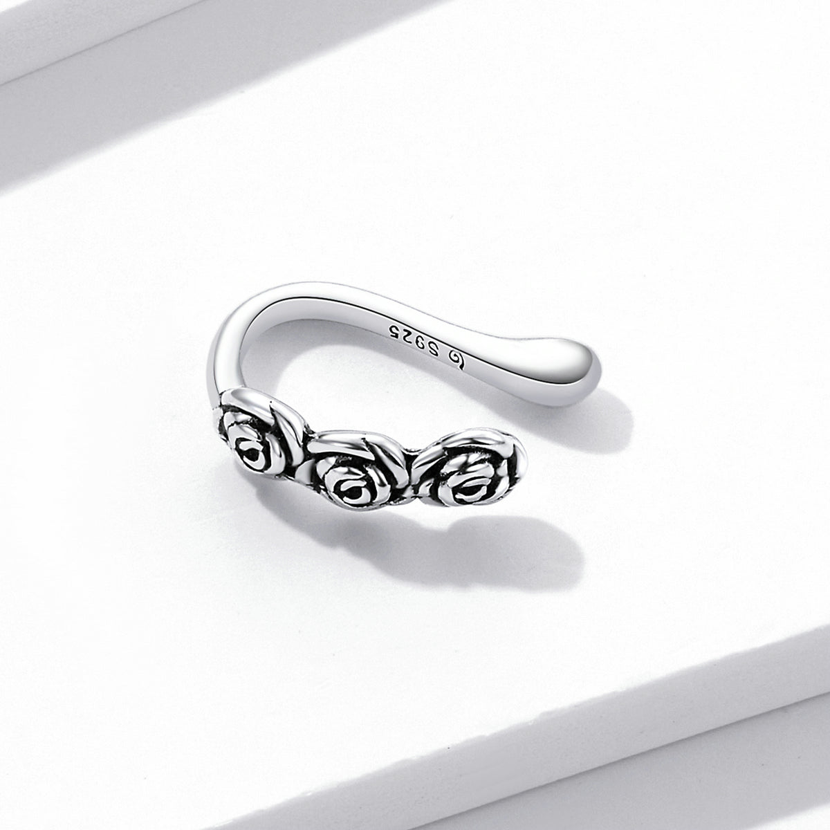 925 Sterling Silver Earrings 0.5*1.2cm for Women
