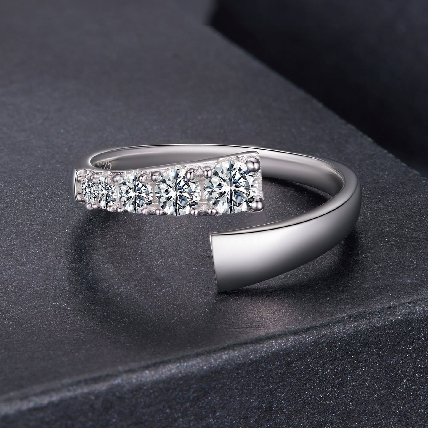 925 Sterling Silver Moissanite Ring Size E