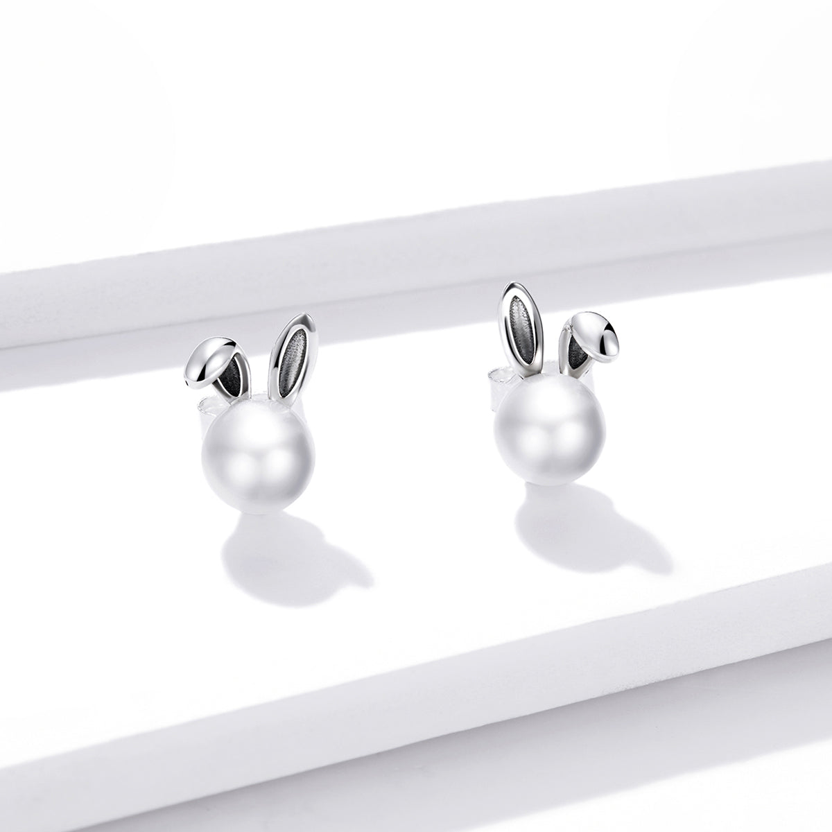 925 Sterling Silver Earrings with Quality Shell Pearl