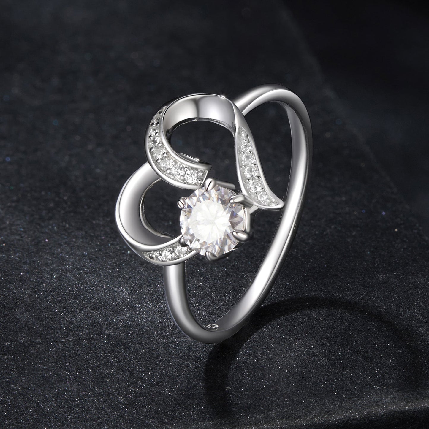 925 Sterling Silver Moissanite Heart-Shaped Ring Size 7 for Women