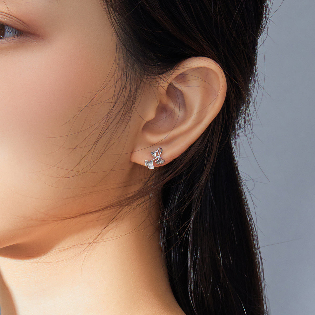 925 Sterling Silver Plated Platinum Wiredrawing Earrings