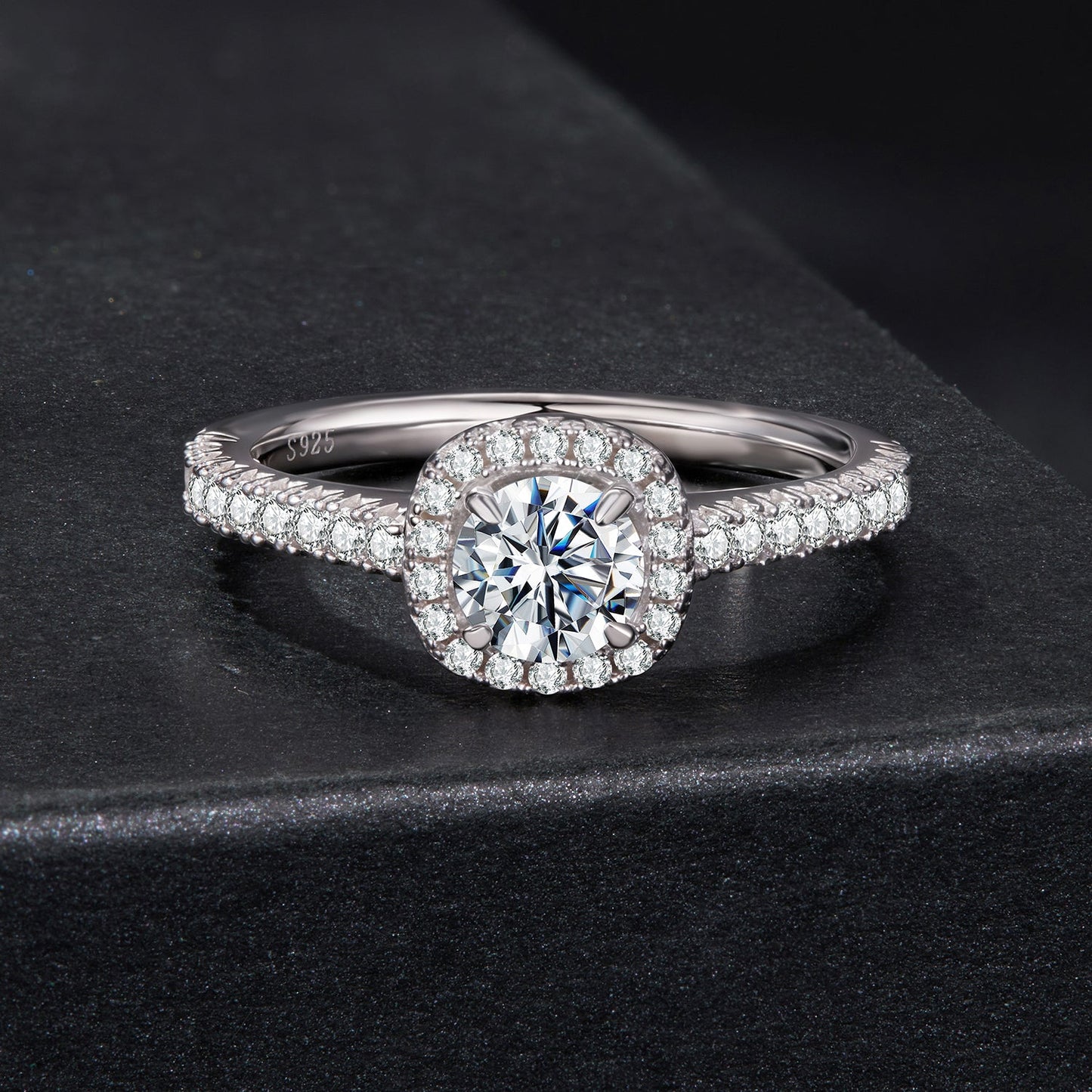 925 Sterling Silver Moissanite 0.5 Carat Ring for Women - Size 6