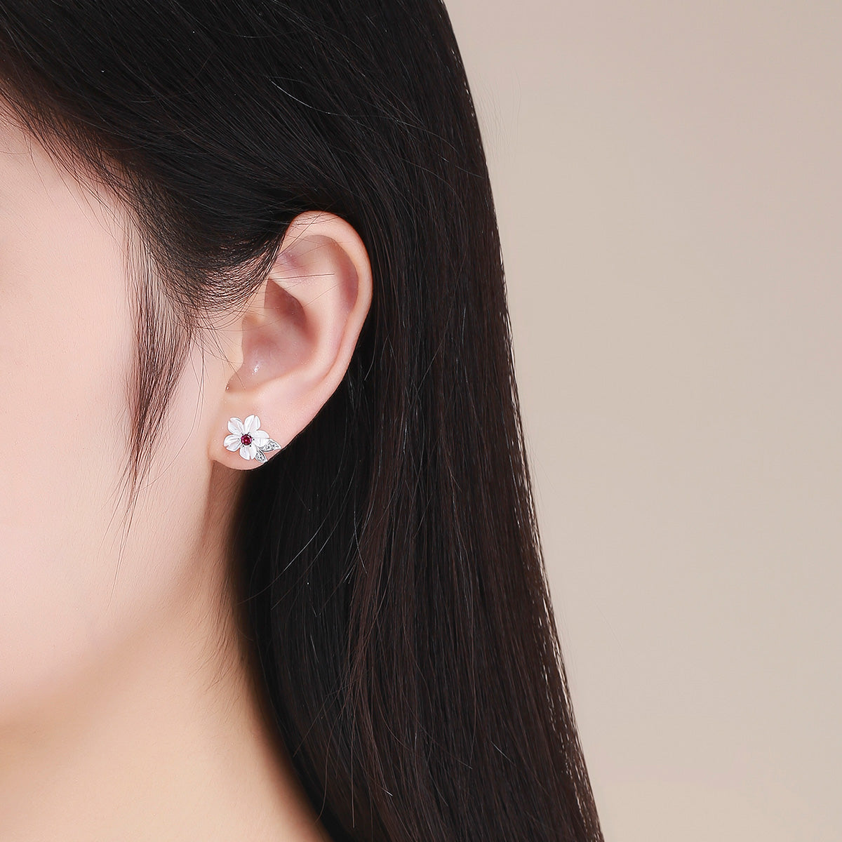 925 Sterling Silver Earrings with Pavé Setting CZ and High-Quality Nacre