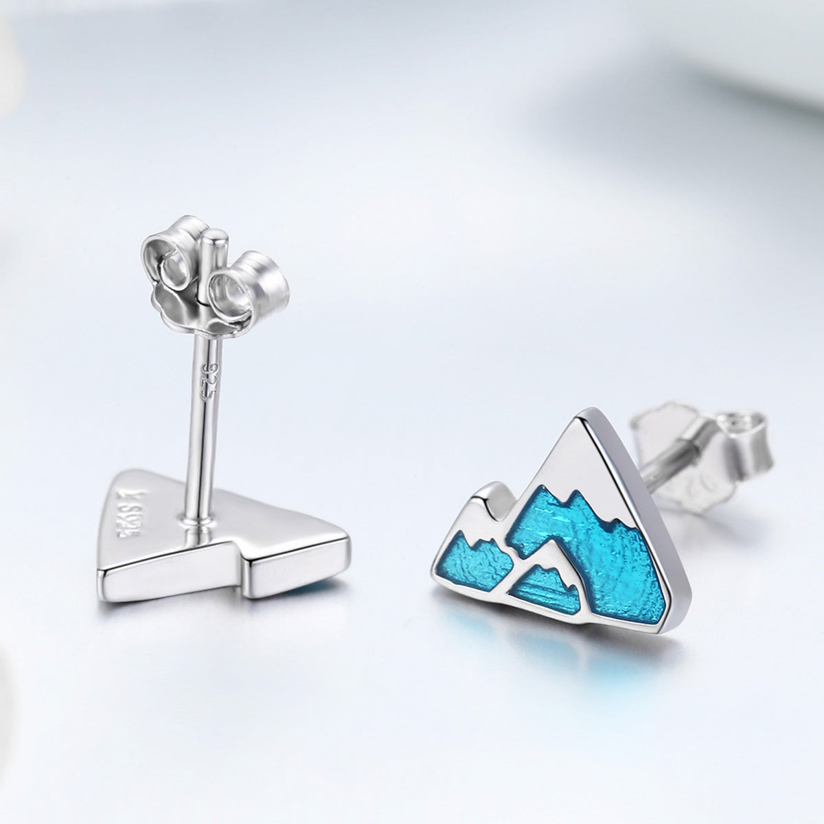 S925 Sterling Silver Earrings 0.7*0.9cm with Plated Platinum and Enamel