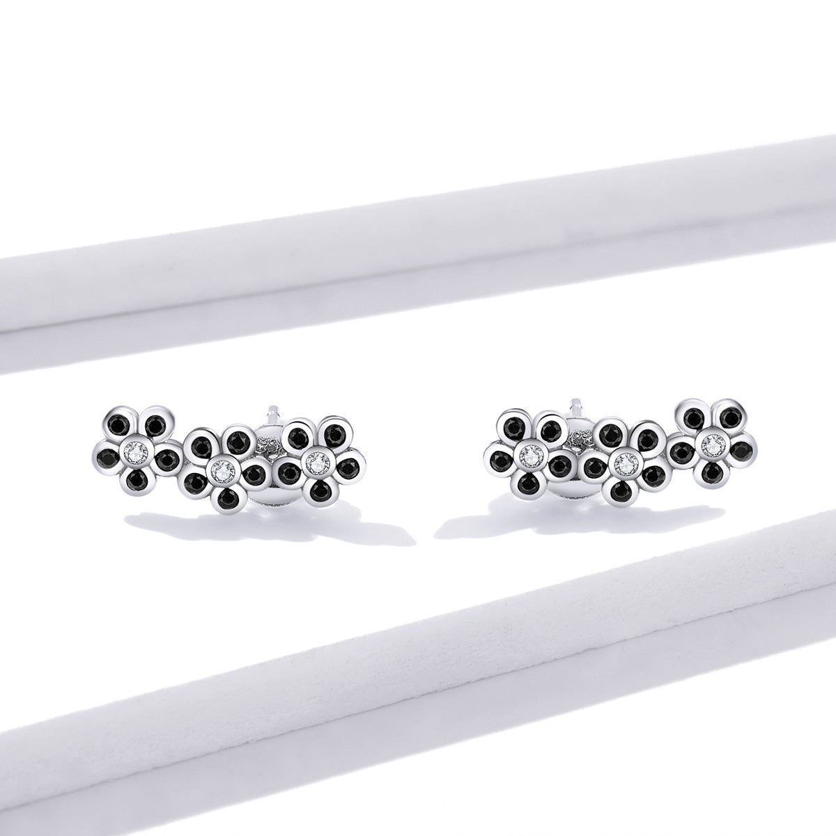 925 Sterling Silver Earrings with Pavé Setting CZ