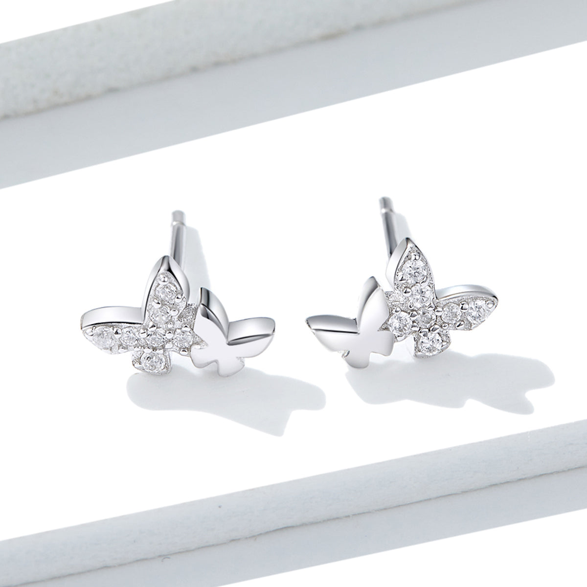 925 Sterling Silver Earrings with Pavé Setting CZ - 0.6*0.9cm