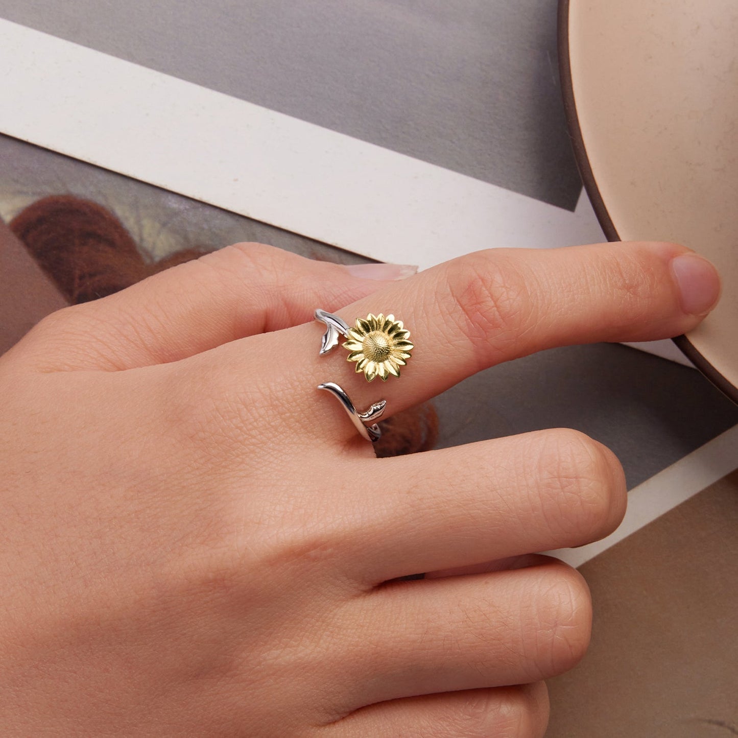 925 Sterling Silver Plated White Gold Ring for Women