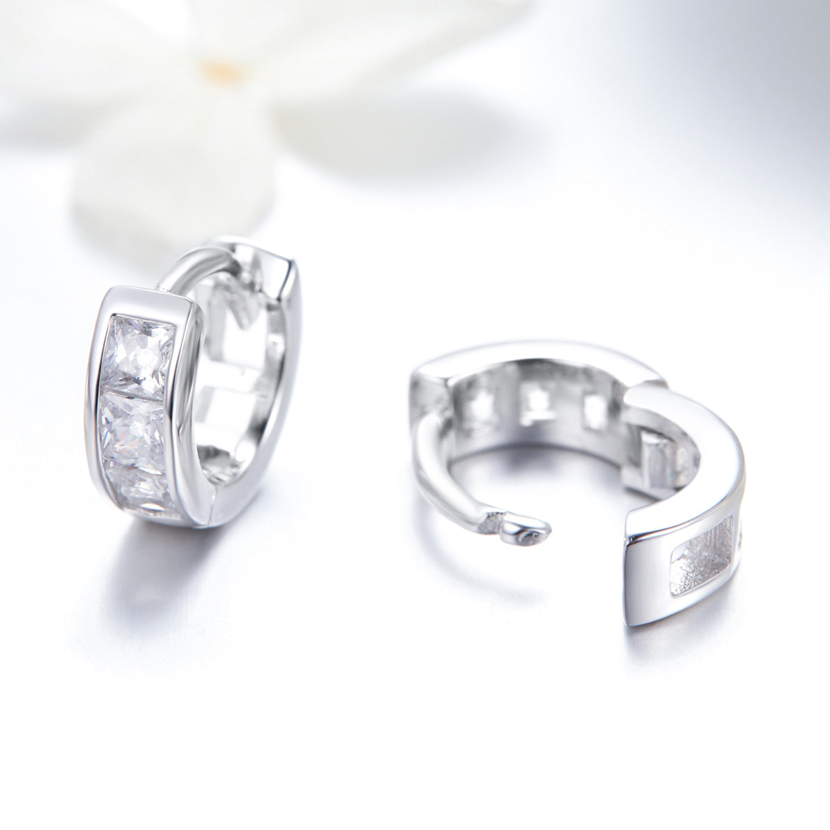 925 Sterling Silver Plated Platinum Pavé Setting CZ Earrings