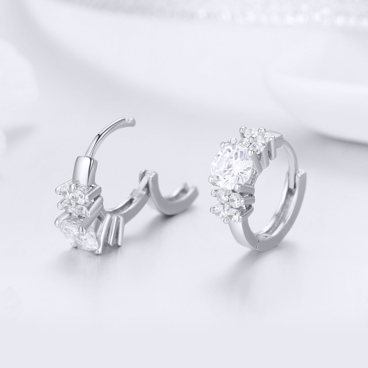 925 Sterling Silver Earrings with Pavé Setting and CZ Stone for Women