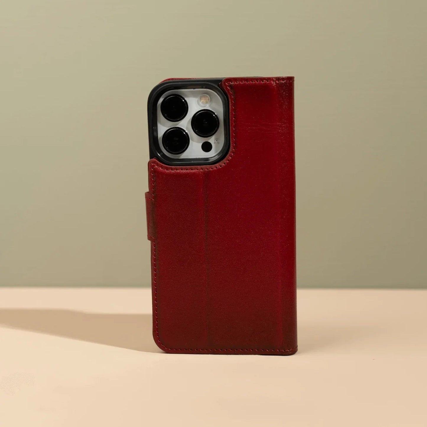 iPhone 16 Series Red Leather Wallet Case - New York