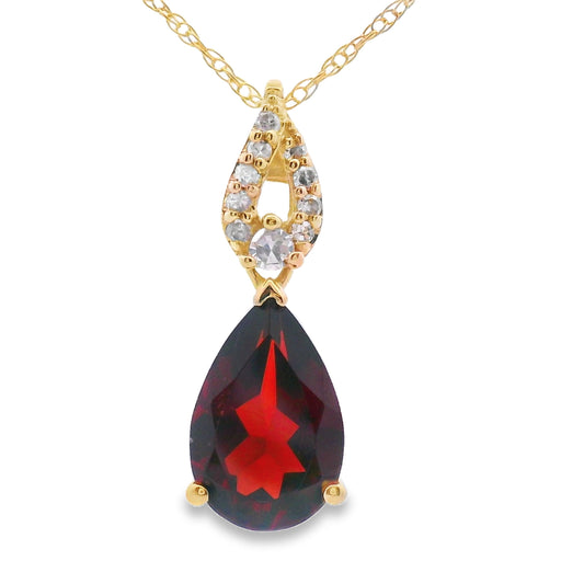 1.38ct Garnet Diamond Fashion Pendants 10KT Yellow Gold